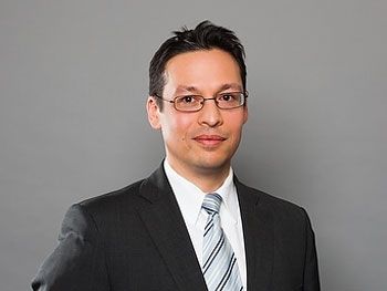 Rohan Foneska - Fachanwalt für Bank- und Kapitalmarktrecht